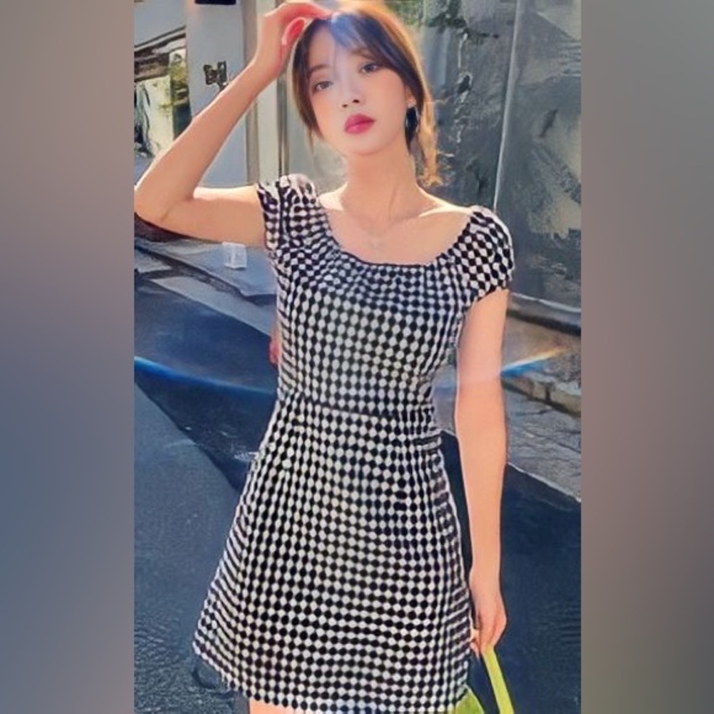 Black and white mini dress